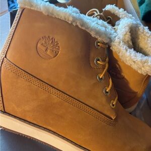 NEW Timberland men’s boots size 7. Tags and box